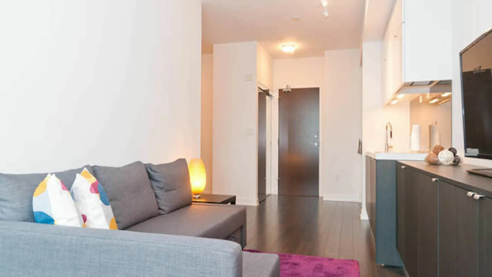 Nge Stays - Downtown Suites Toronto Apartment